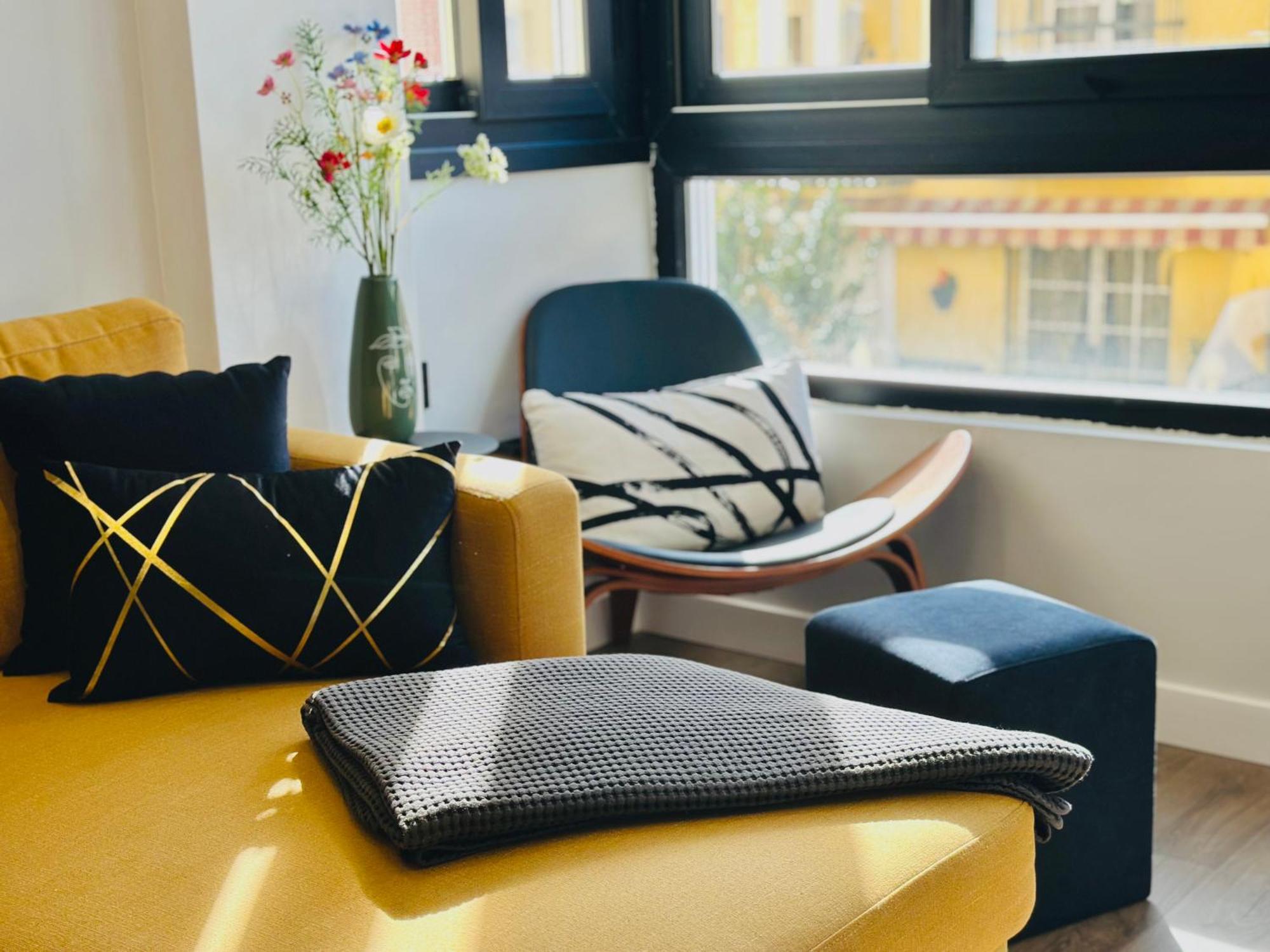 Lux Modern *